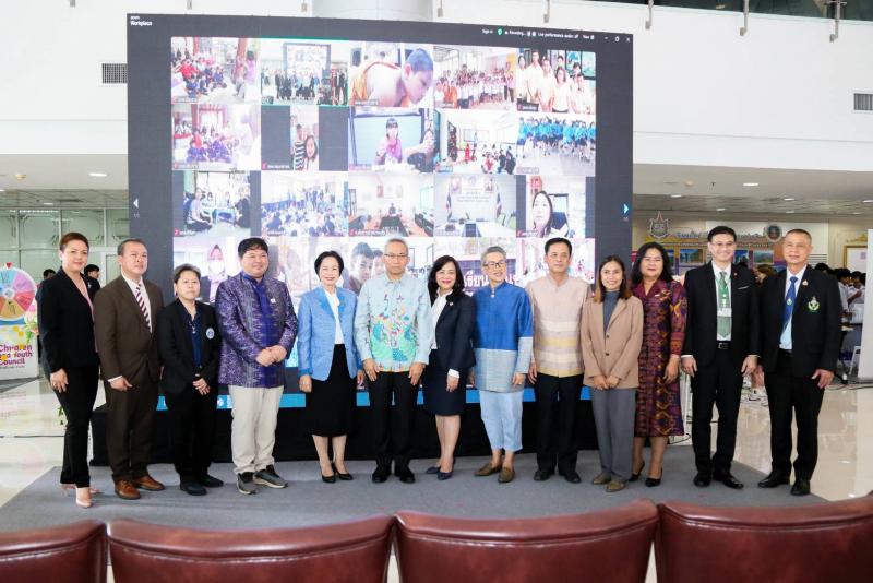 ปลัด พม. เปิดคิกออ�