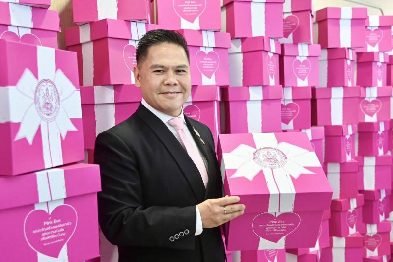 วราวุธ เปิดงานวัน�