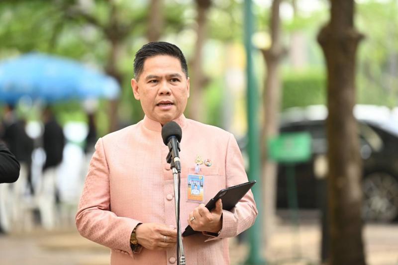 พม. จ่อมอบโล่-ประก�