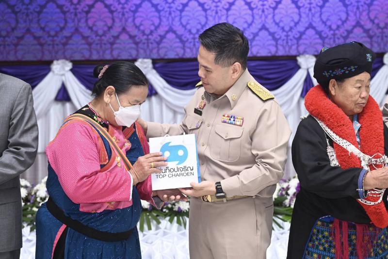 วราวุธ - พม. จับมือ �