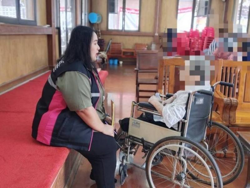 วราวุธ ส่งทีม พม. ช�