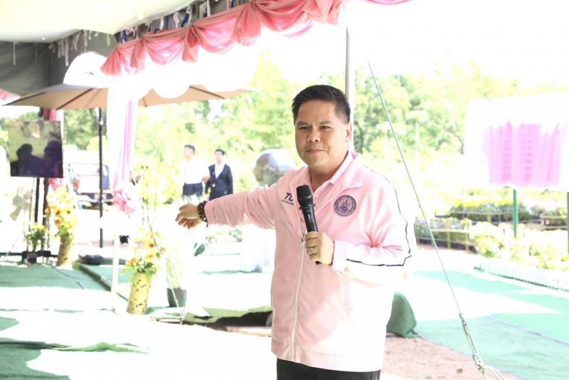 วราวุธ จับมือ พม. - �