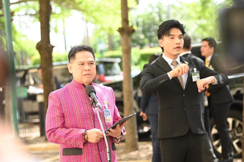 วราวุธ ส่งทีม พม. จ�