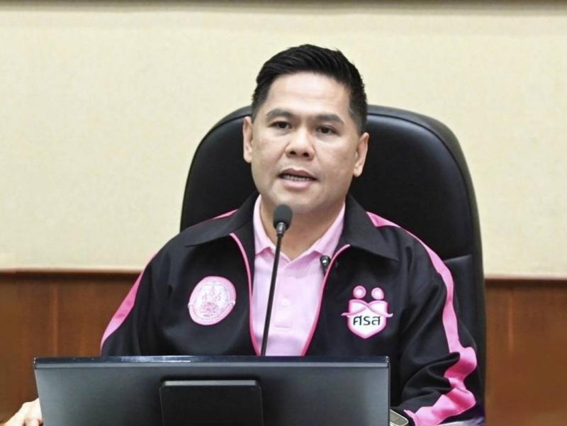 วราวุธ ส่งทีม พม. เ�
