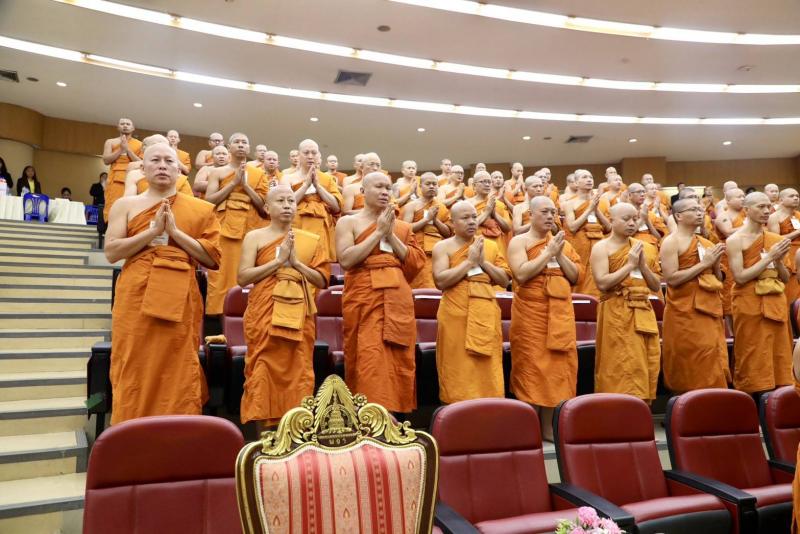 พม. มอบวุฒิบัตรพระ