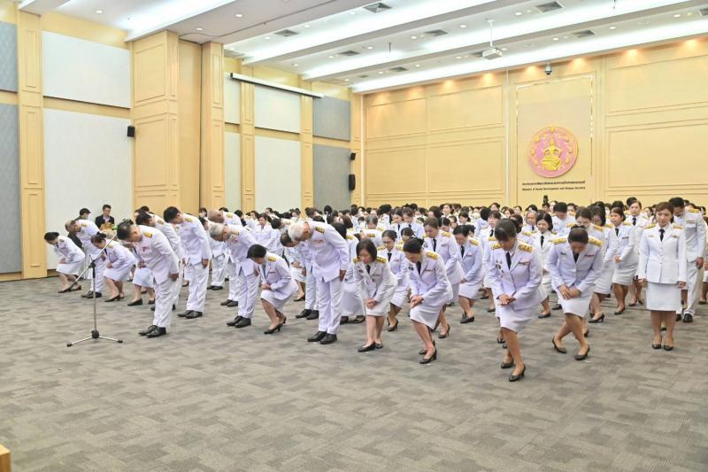 วราวุธ นำคณะผู้บร�