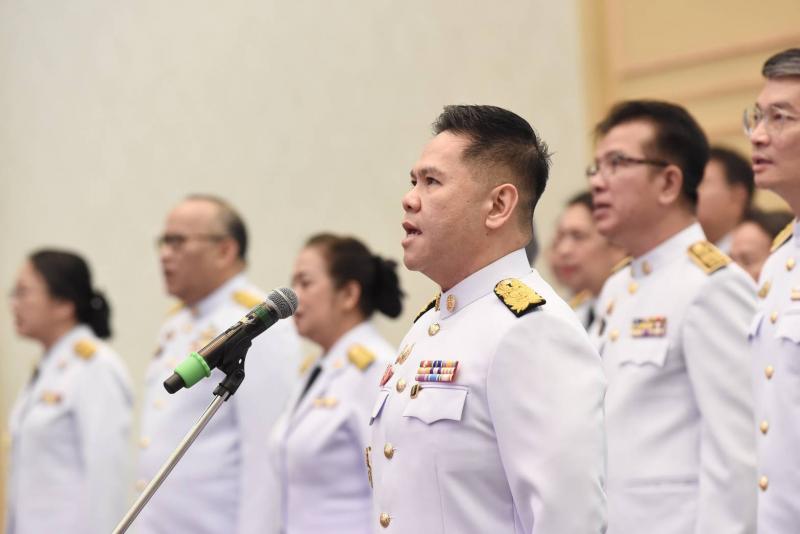 วราวุธ นำคณะผู้บร�