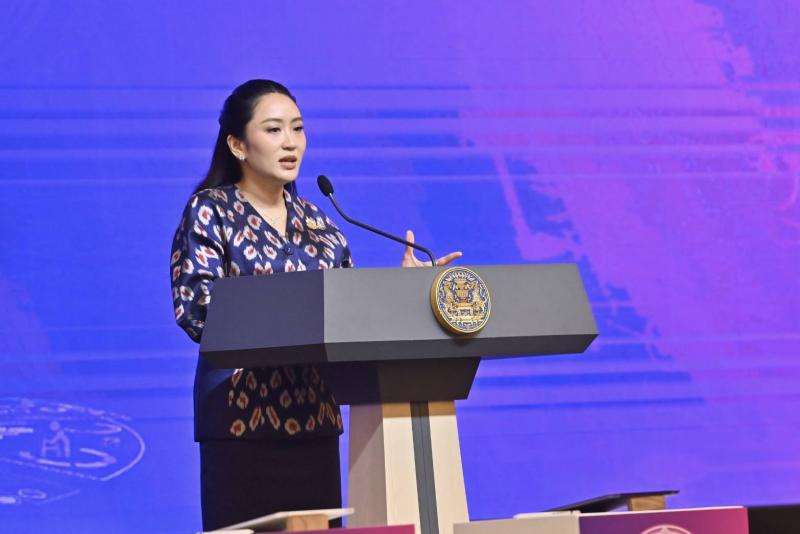 นายกฯ-ครม. สักขีพย�
