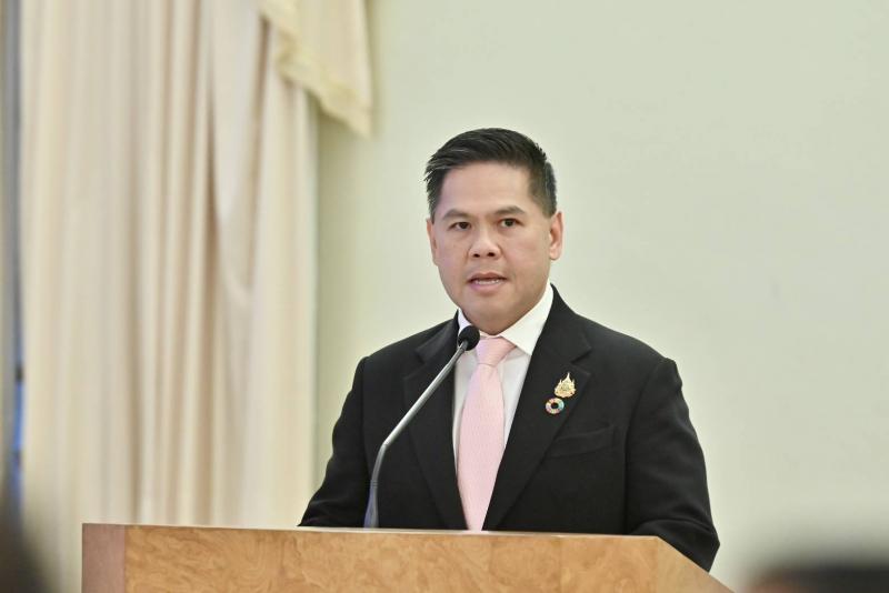 นายกฯ-ครม. สักขีพย�