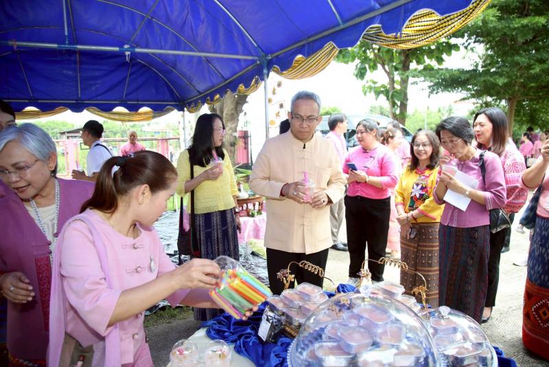 ปลัด พม. ลงพื้นที่�