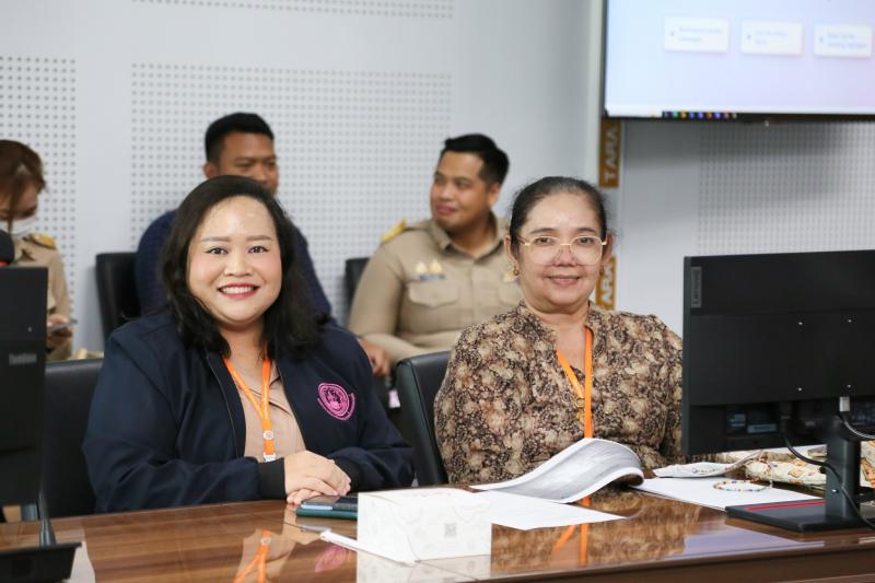 นายนิกร จำนง ประธา