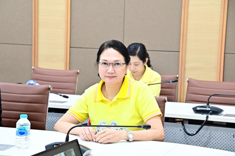 นางสาวสุนีย์ ศรีส�