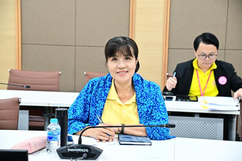 นางสาวสุนีย์ ศรีส�