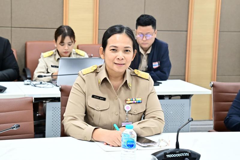 นางสาวสุนีย์ ศรีส�