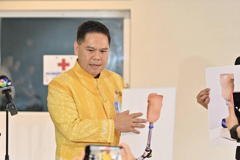"วราวุธ" เผย พม. �