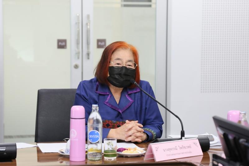 นายอนุกูล ปีดแก้ว 