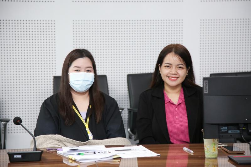 นางจตุพร โรจนพานิ�
