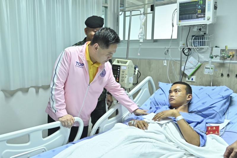 "วราวุธ" นำทีม พ