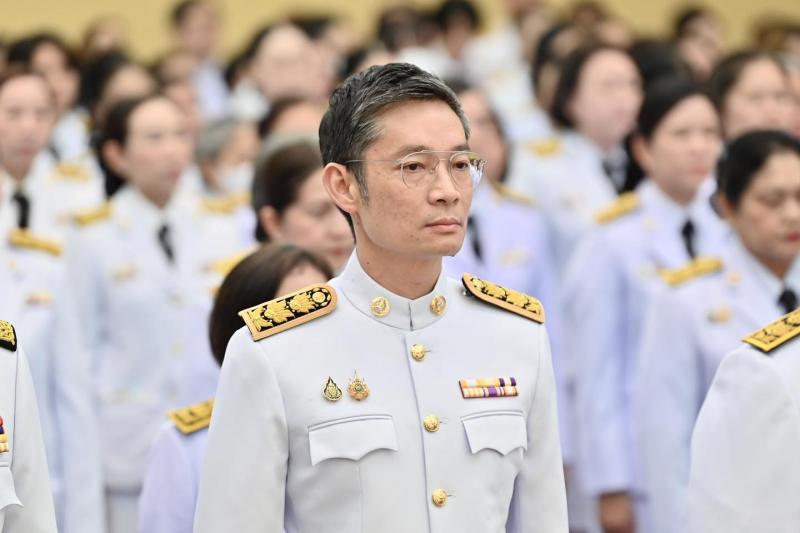 รมว.พม. เป็นประธาน�