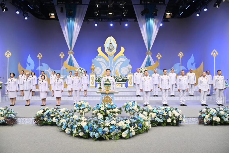รมว.พม. และคณะผู้บ�