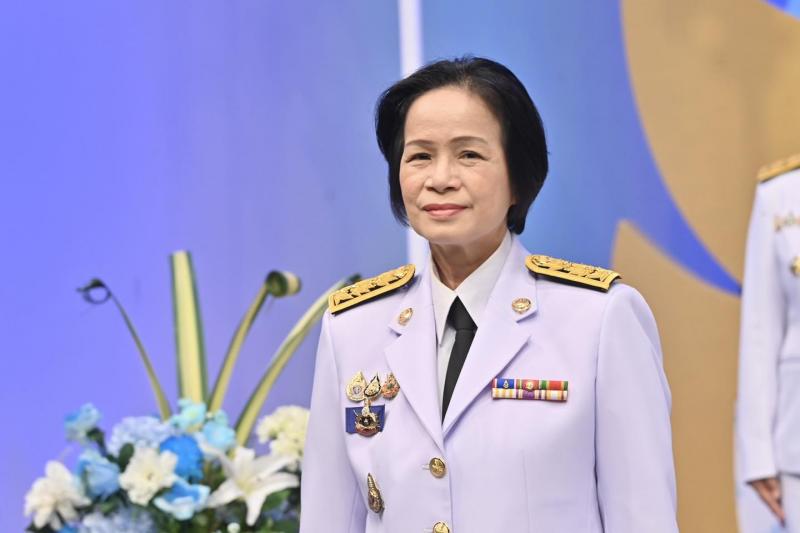 รมว.พม. และคณะผู้บ�