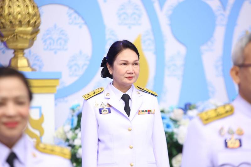 รมว.พม. และคณะผู้บ�