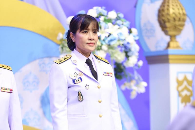รมว.พม. และคณะผู้บ�