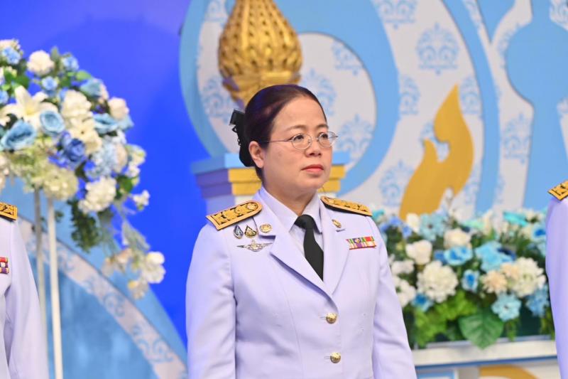 รมว.พม. และคณะผู้บ�