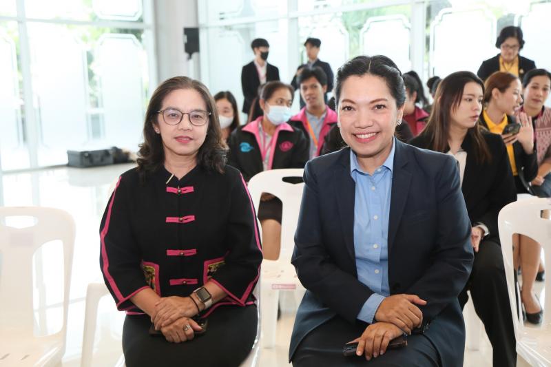 ปลัด พม. เป็นประธา�