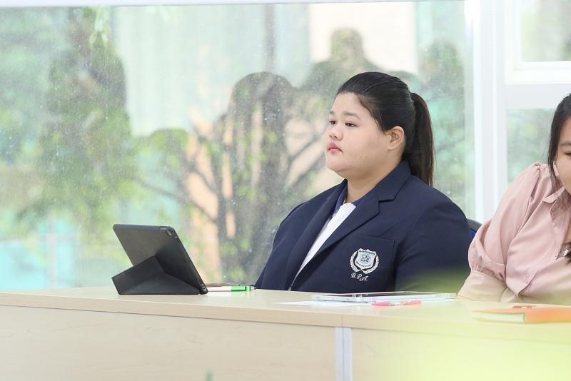 นายอนุกูล ปีดแก้ว 