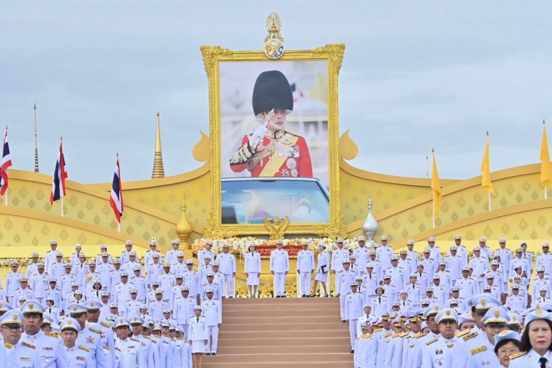 นายวราวุธ ศิลปอาช�