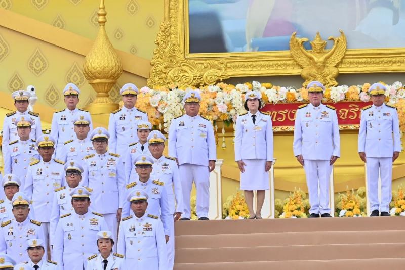 นายวราวุธ ศิลปอาช�