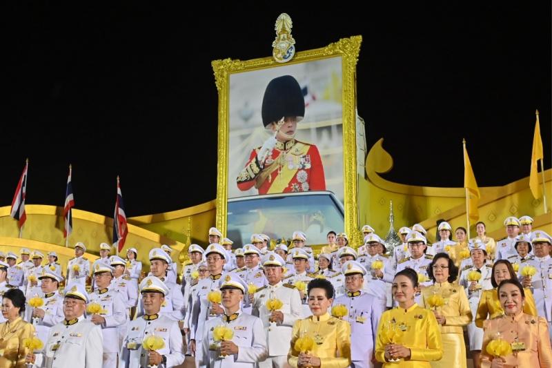 นายวราวุธ ศิลปอาช�