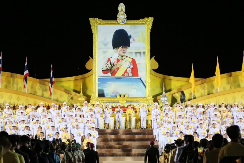 นายวราวุธ ศิลปอาช�