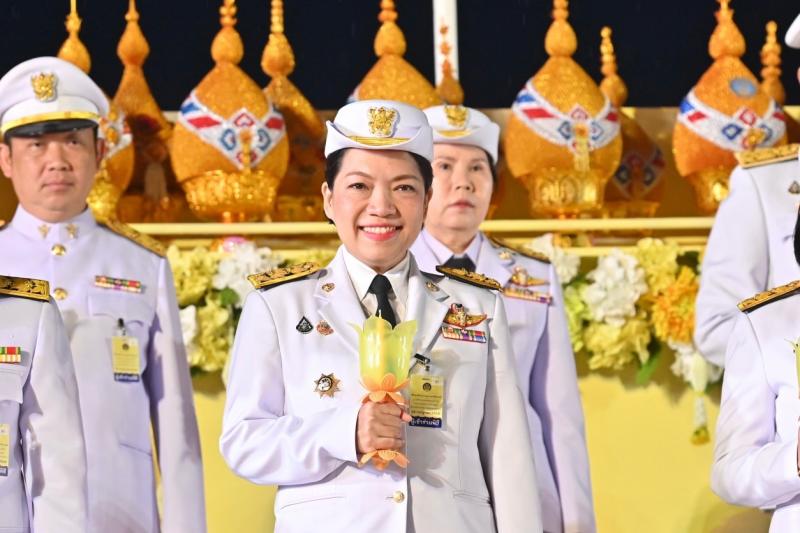 นายวราวุธ ศิลปอาช�