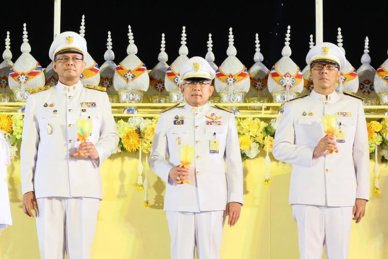 นายวราวุธ ศิลปอาช�