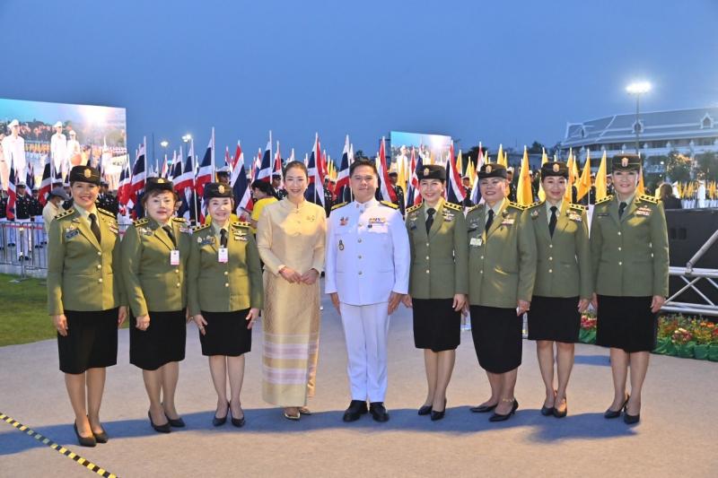 นายวราวุธ ศิลปอาช�