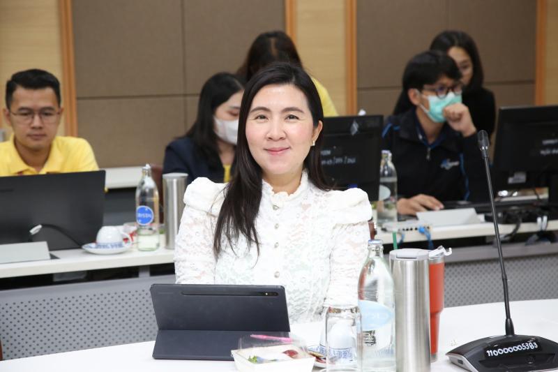 นายอนุกูล ปีดแก้ว 