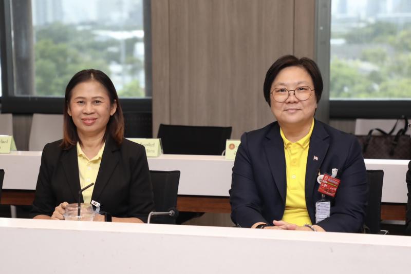 นางสาวสุนีย์ ศรีส�