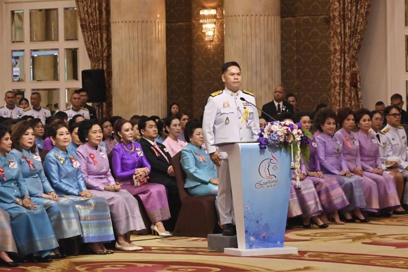สมเด็จพระนางเจ้า�