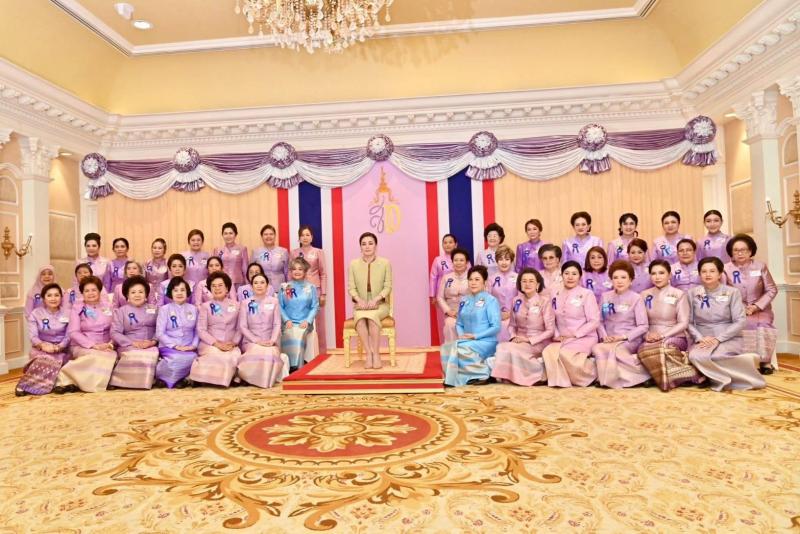 สมเด็จพระนางเจ้า�