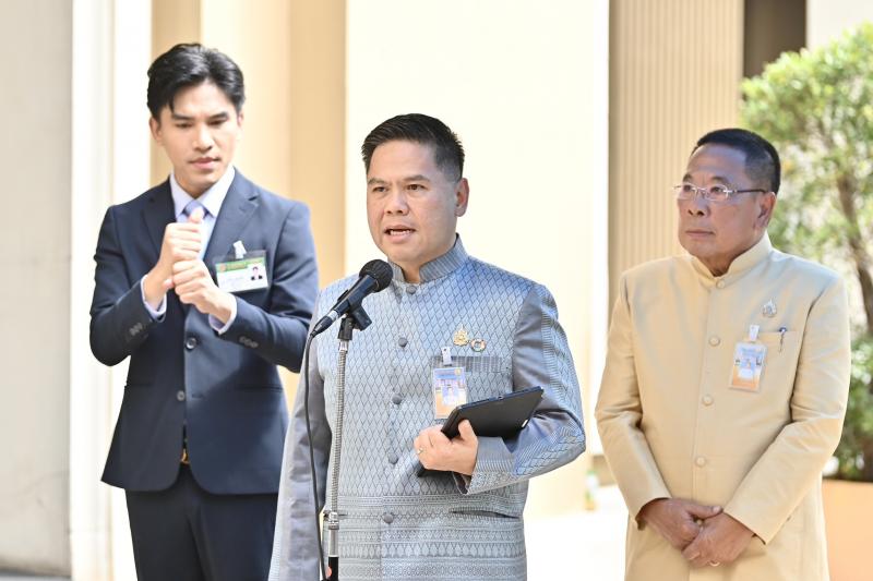 "วราวุธ" เผย พม. �
