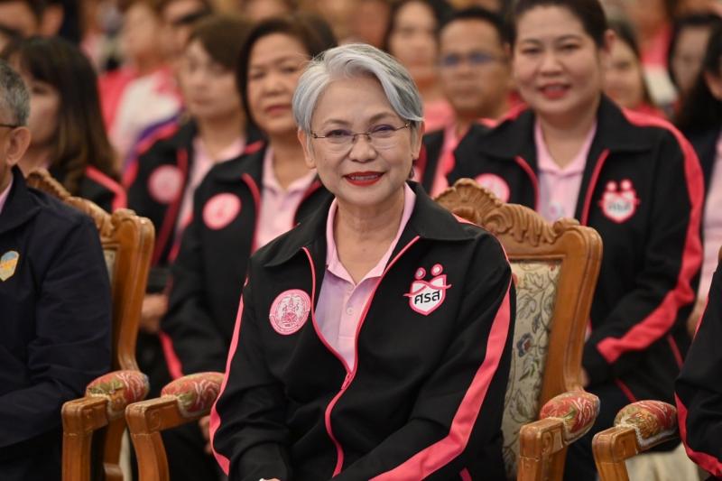 นายวราวุธ ศิลปอาช�