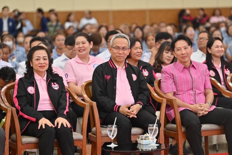 นายวราวุธ ศิลปอาช�