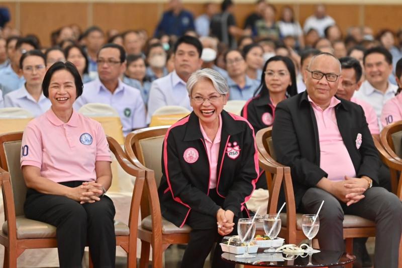 นายวราวุธ ศิลปอาช�