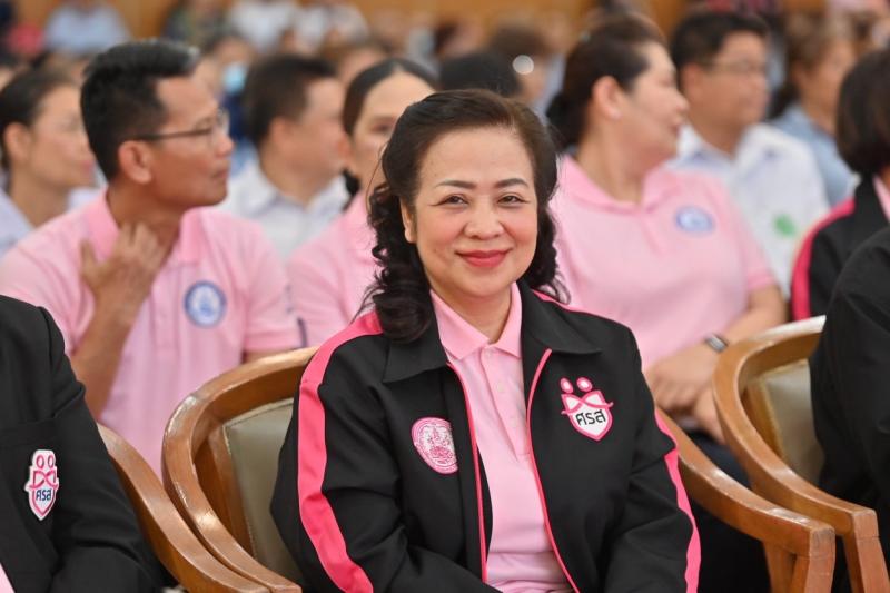นายวราวุธ ศิลปอาช�