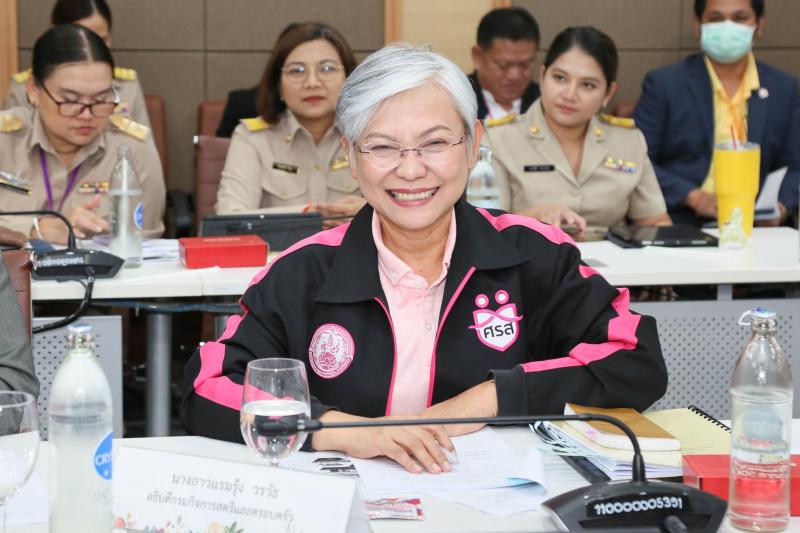นายนิกร จำนง ประธา