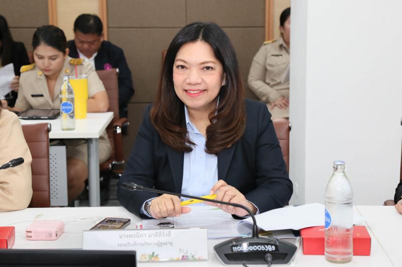 นายนิกร จำนง ประธา
