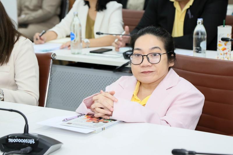 นายนิกร จำนง ประธา