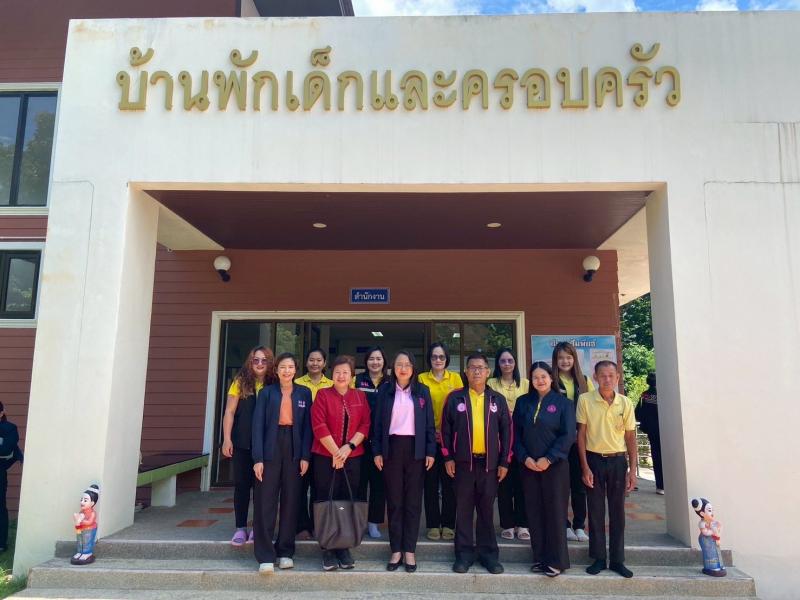นางสาวนภาพร  เมฆาผ